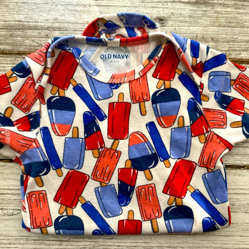 Old Navy,18-24 months onsie
